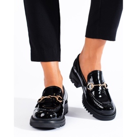 Lakierowane mokasyny czarne Shelovet 1