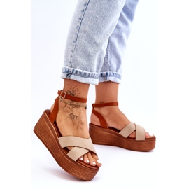 Damskie sandały z eko-skóry na koturnie brązowo-beżowe brązowe 1