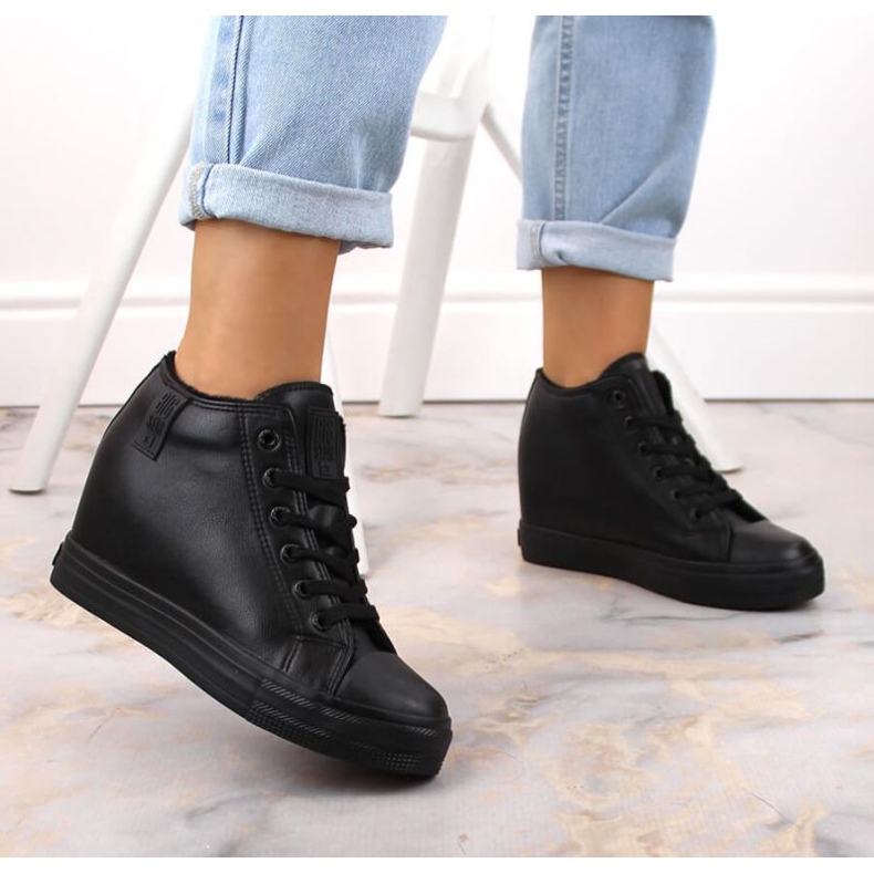 Trampki na koturnie ocieplane Big Star W INT1899A czarne 2