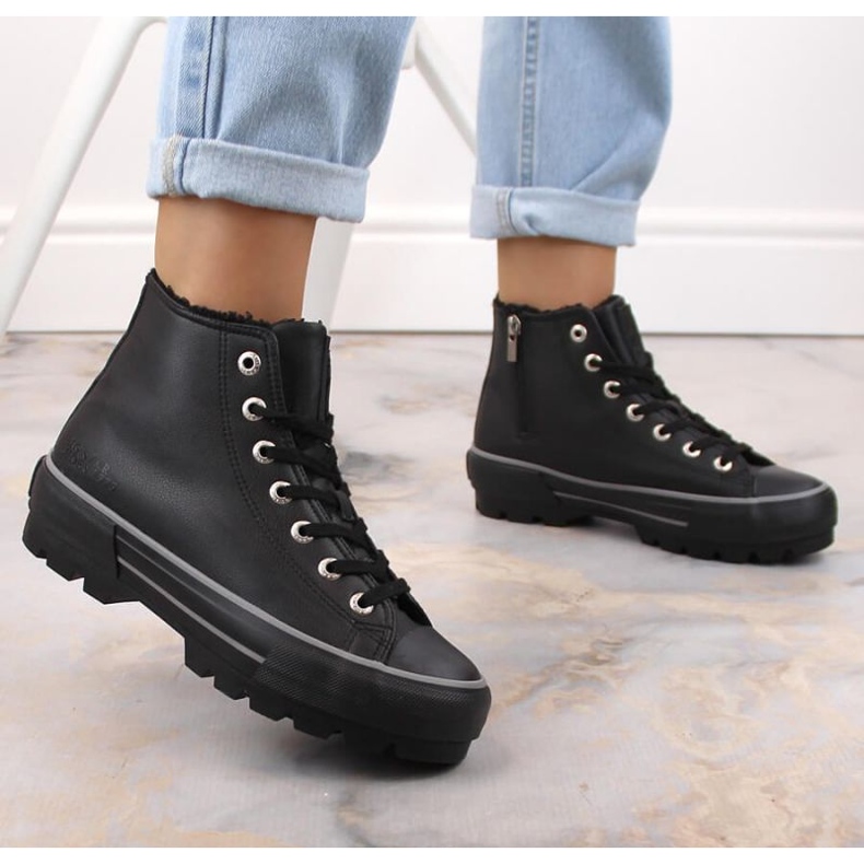 Trampki ocieplane na platformie Big Star W INT1903C czarne 2