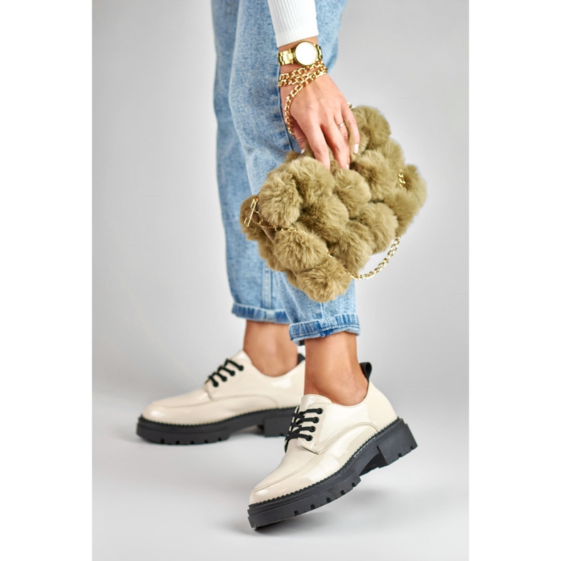 La.Fi Beżowe lakierowane wiązane półbuty beżowy 2