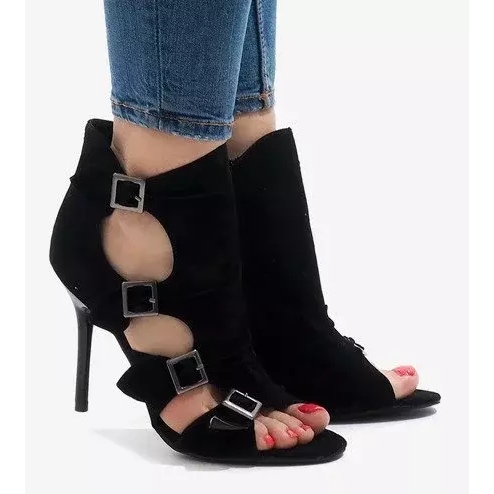 Czarne sandały na szpilce zamsz GH048 1