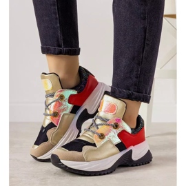 Złote sneakersy na wysokiej podeszwie Spring czarne 1