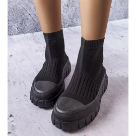 Czarne skarpetkowe trampki za kostkę Searlait 1