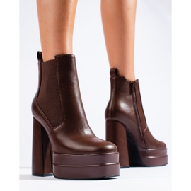 Brązowe botki na platformie z gumką Shelovet 1