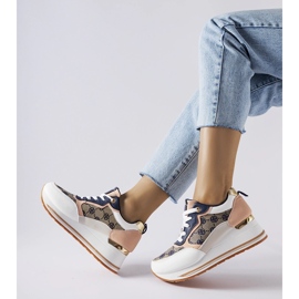 Inna Biało-różowe sneakersy na koturnie Rouxi białe 1