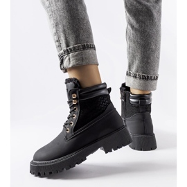 Czarne ocieplane trapery Foca 1