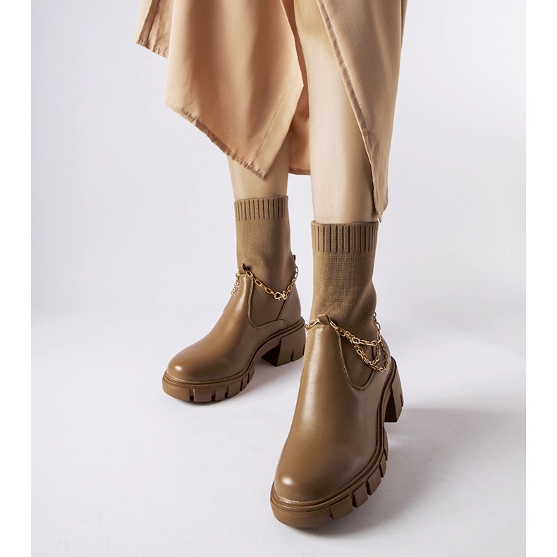 Brązowe botki z elastyczną cholewką Naser 1