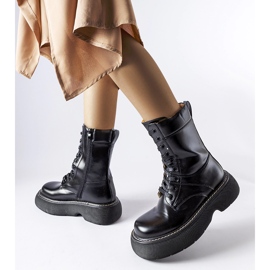 Czarne ocieplane workery na platformie Davi 1