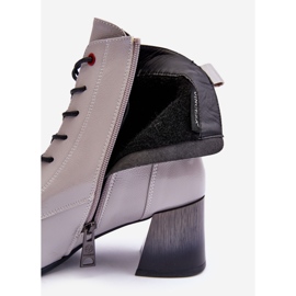 Vinceza Lakierowane Botki Na Słupku Szare Basciano 1