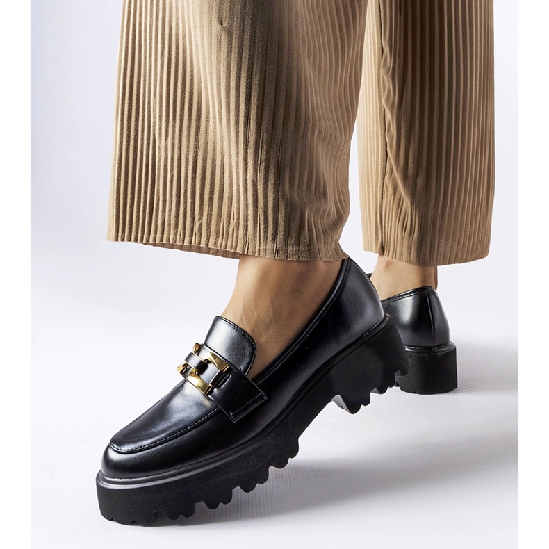 Inna Czarne damskie mokasyny zdobione klamrą Piazzo 1