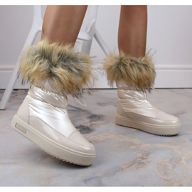 Śniegowce na platformie z futerkiem Big Star W INT1924B beżowe 2