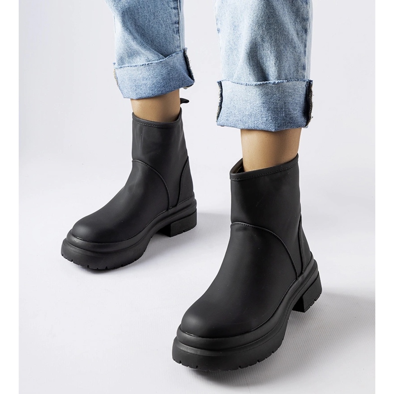 Czarne gumowe ocieplane botki Clotilde 1