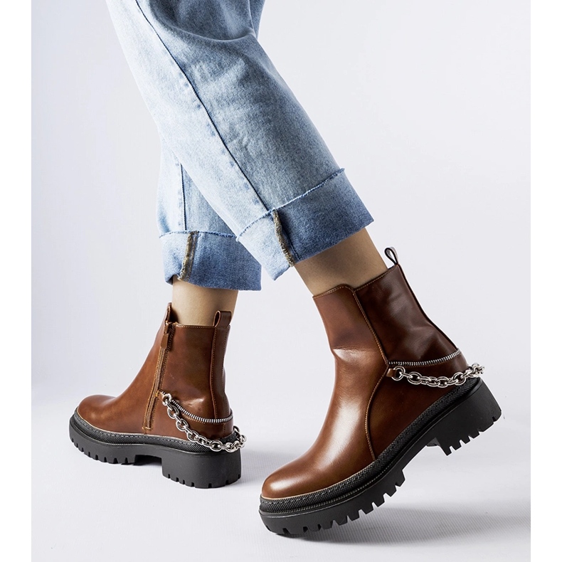 Brązowe botki z łańcuchem Muqaddim 1