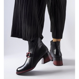 Czarne botki na słupku Castione 58126 Czarny 1