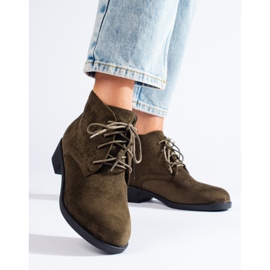 Wiązane zamszowe zielone botki Shelovet 1
