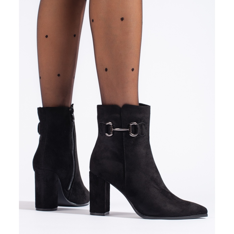 Zamszowe czarne botki na wysokim słupku Shelovet 1