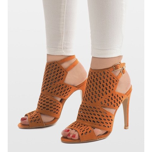 Camel ażurowe botki na szpilce 238-5 brązowe 1