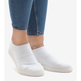 Białe obuwie sportowe BA77 1