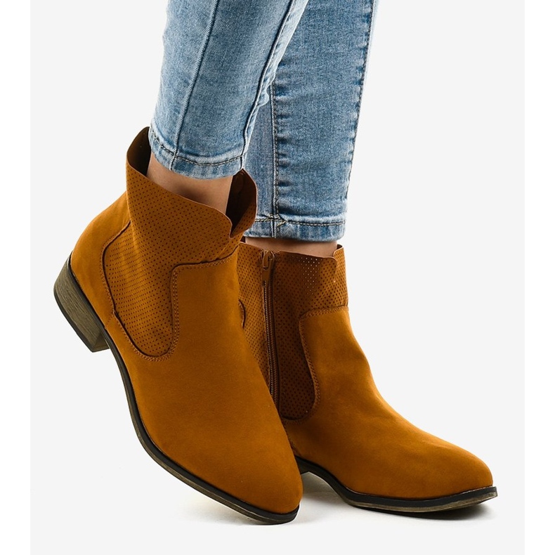 Brązowe botki kowbojki 22M 1