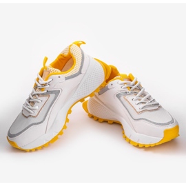 Białe sneakersy sportowe z żółtymi wstawkami RAL-69 żółte 1