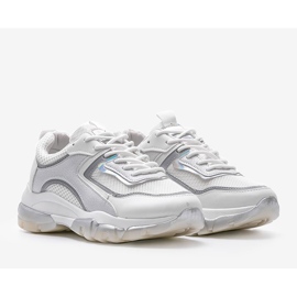 Białe sneakersy sportowe 9796 2