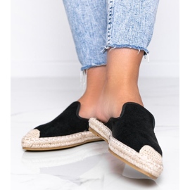 Czarne klapki z zabudowanym przodem Kinshasa 1