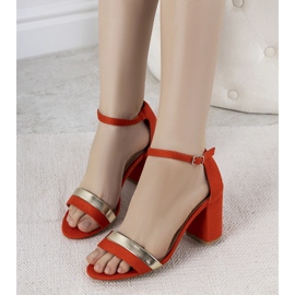 Pomarańczowe sandały na słupku Kino 1