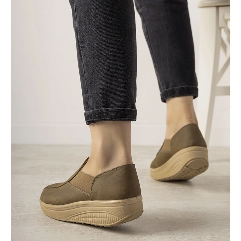 Brązowe półbuty na wysokiej podeszwie Spike 1