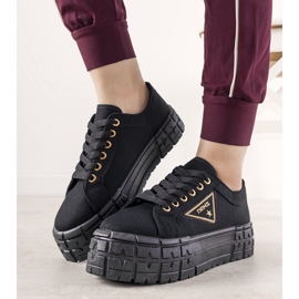 Czarne trampki na grubej podeszwie Giselle 1