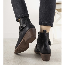 Czarne botki sztybletki z klamrą Monroy 1