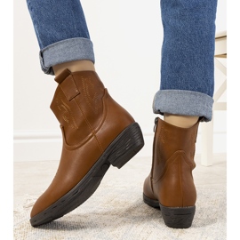 Brązowe botki kowbojki ocieplane Belda 2