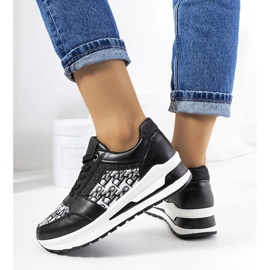 Czarne sneakersy Aloisia 1