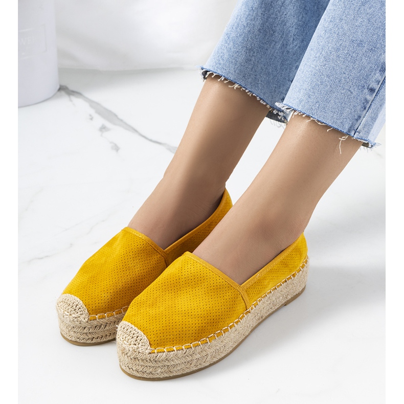 Żółte espadryle ażurowe Capelle 1