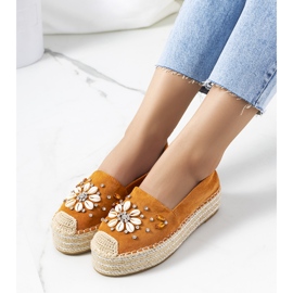 Brązowe espadryle na grubej podeszwie Mrs Nicki żółte 1