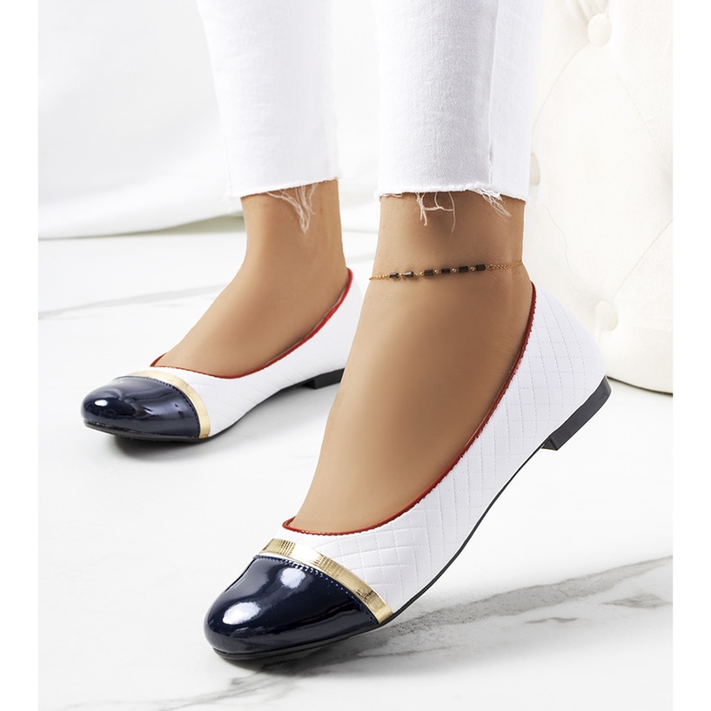 Białe baleriny damskie Petra granatowe 1