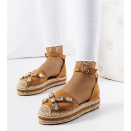 Brązowe espadryle z cyrkoniami Taimi 1