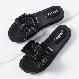 BM Czarne klapki z błyszczącą kokardą Sora 1