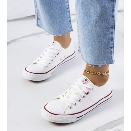 Białe klasyczne trampki damskie 1