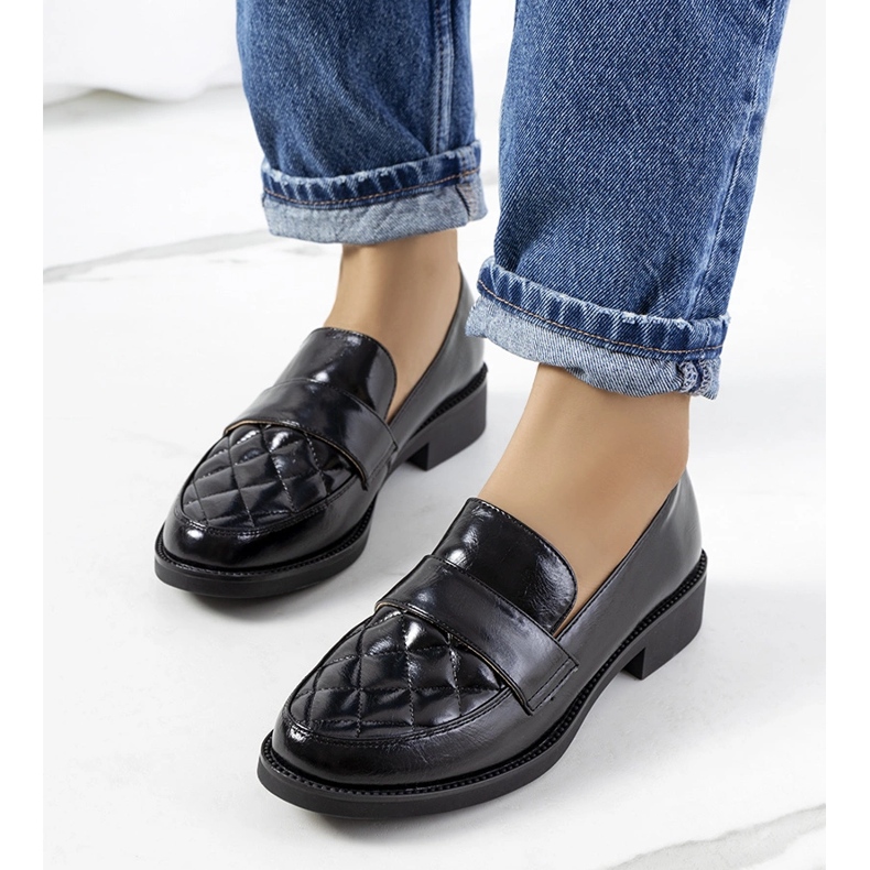 Czarne mokasyny Alexana 1