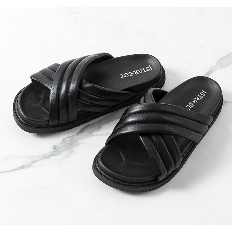 Czarne klapki na platformie Daintree 1