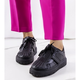 Czarne sneakersy na rzepy Pates 1