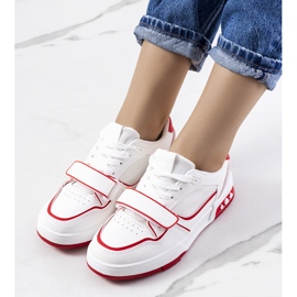 Czerwone sneakersy damskie Kadie białe 2