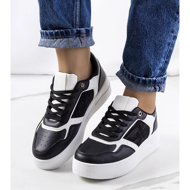 Czarne sneakersy na platformie Coronel 1
