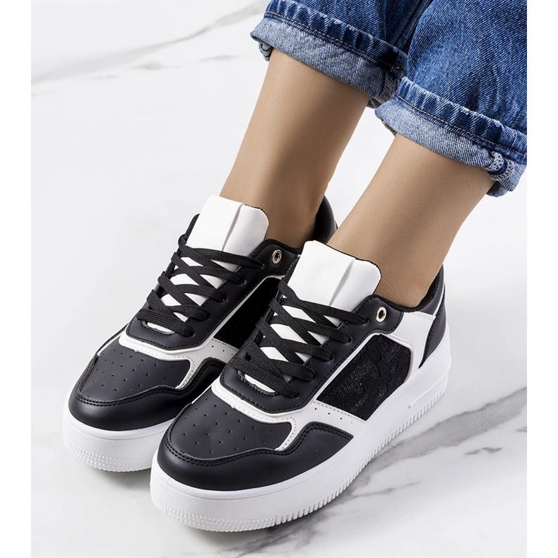 Czarne sneakersy na platformie Coronel 2