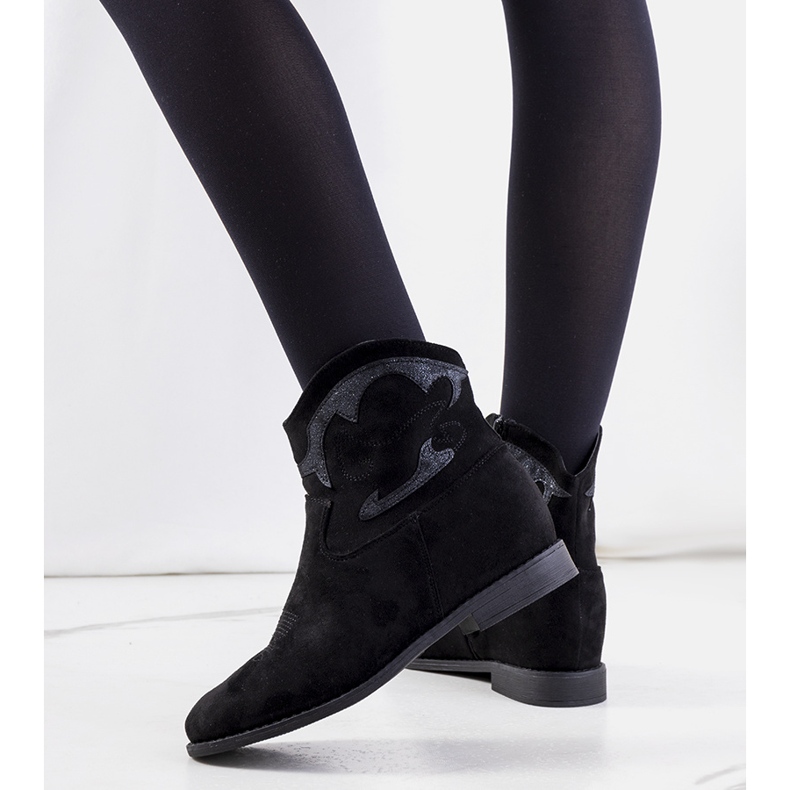 Czarne kowbojki Velha 1