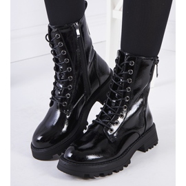 Czarne traperki eko-skóra Worcester 1