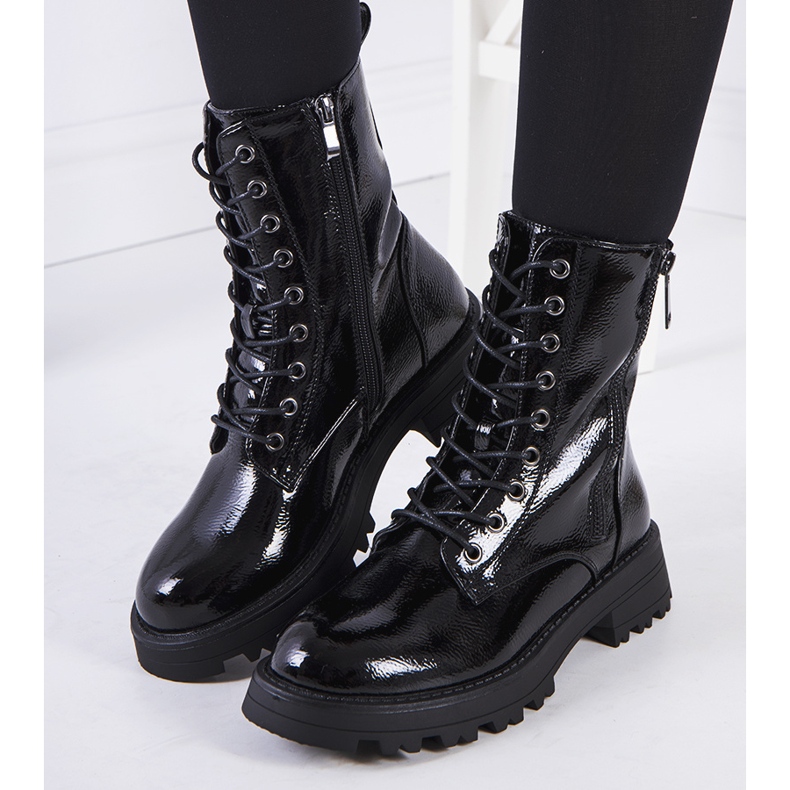 Czarne traperki eko-skóra Worcester 1