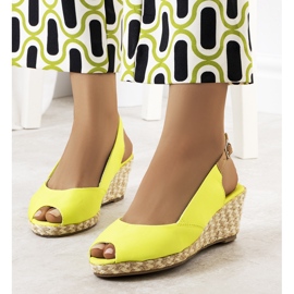 Zielone sandały na koturnie Gonca 1