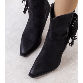 PA1 Czarne kowbojki z frędzlami Cerda 1